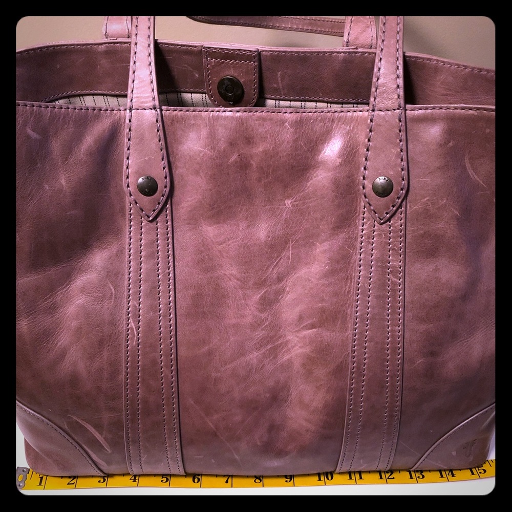 NWT Frye Melissa Shopper in Lilac